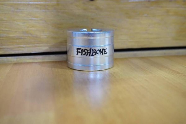 NOS &Sigma;&phi;&iota;&chi;&tau;&eta;&rho;ά&kappa;&iota; &Nu;&tau;ί&zeta;&alpha;&sigmaf; NOS FISHBONE Seat Double Clamp 25.4mm Silver