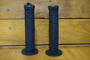 NOS &Chi;&epsilon;&iota;&rho;&omicron;&lambda;&alpha;&beta;έ&sigmaf; ODYSSEY BMX JIMMY LEVAN GRIPS Black
